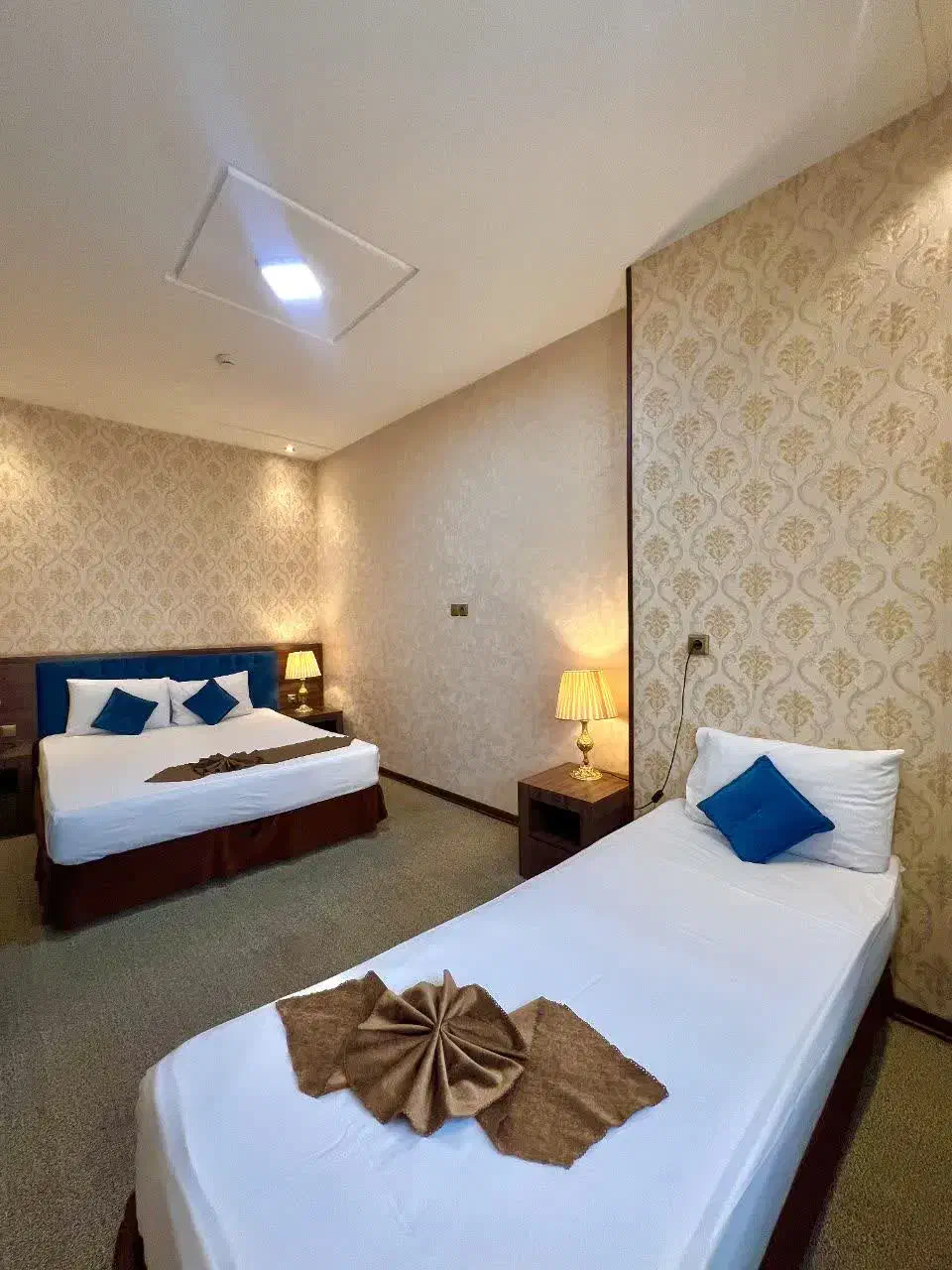 رزرو هتل در مشهد|تور و چارتر|یزد, |دیوار