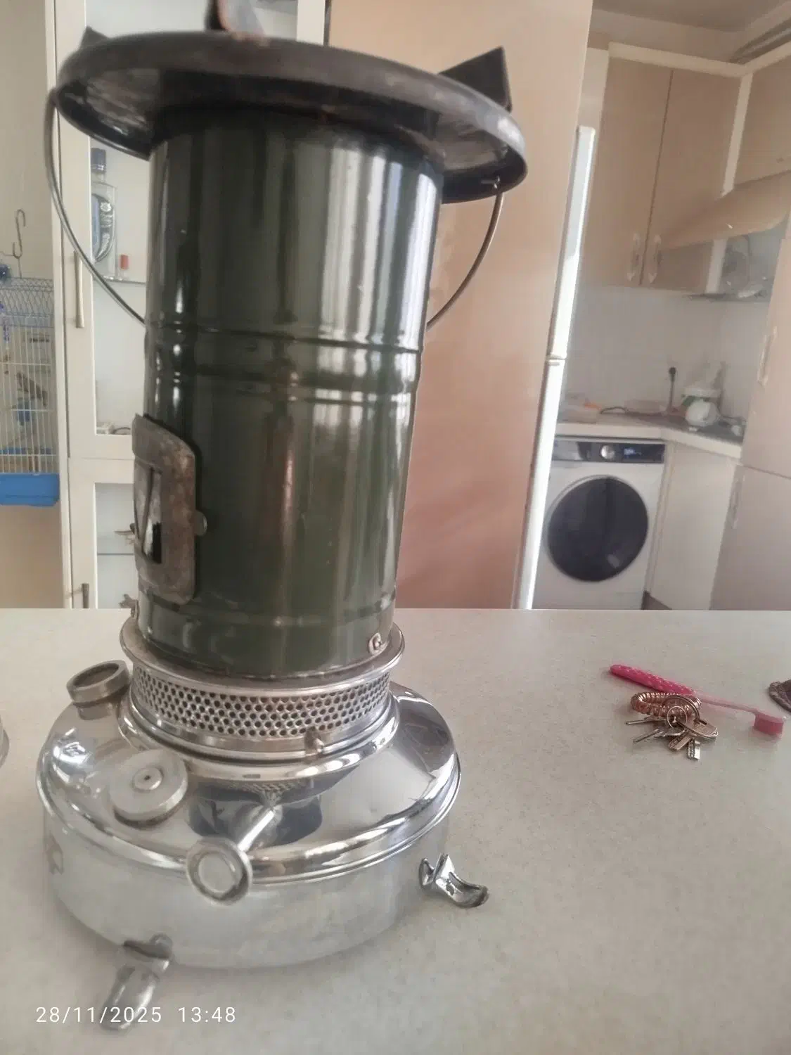 چراغ بخاری نفتی|کلکسیون اشیاء عتیقه|زنجان, |دیوار