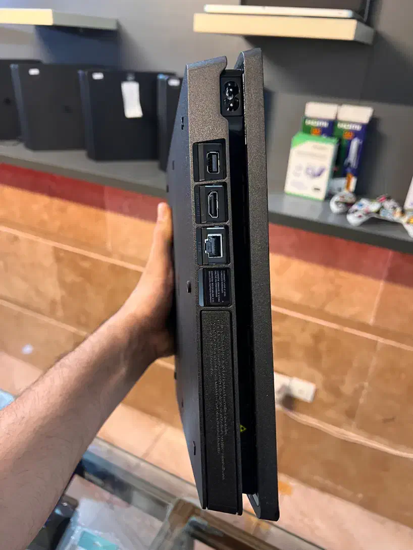 Ps4 اسلیم به همراه ۱۲ تا بازی چکی و نقدی|کنسول، بازی ویدئویی و آنلاین|آمل, |دیوار