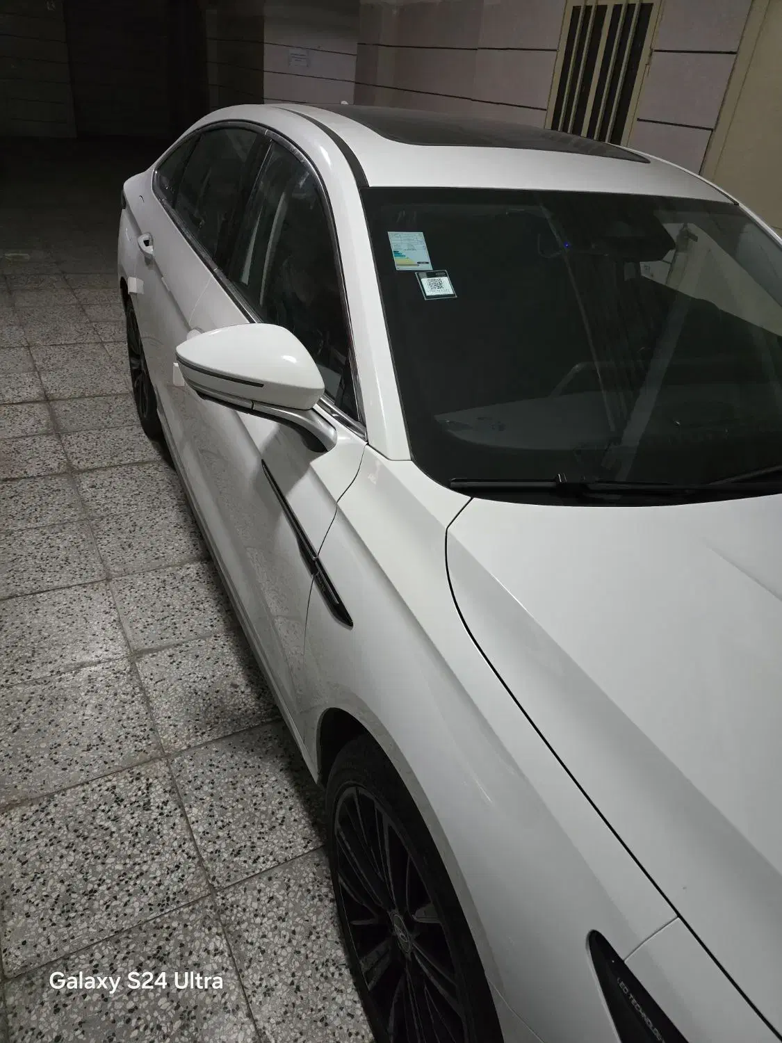 اریزو ۸ سفید 1403|خودرو سواری و وانت|زاهدان, |دیوار