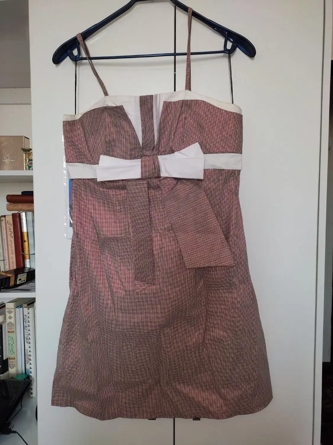 لباس مجلسی|لباس|شاهین‌شهر, الهیه|دیوار