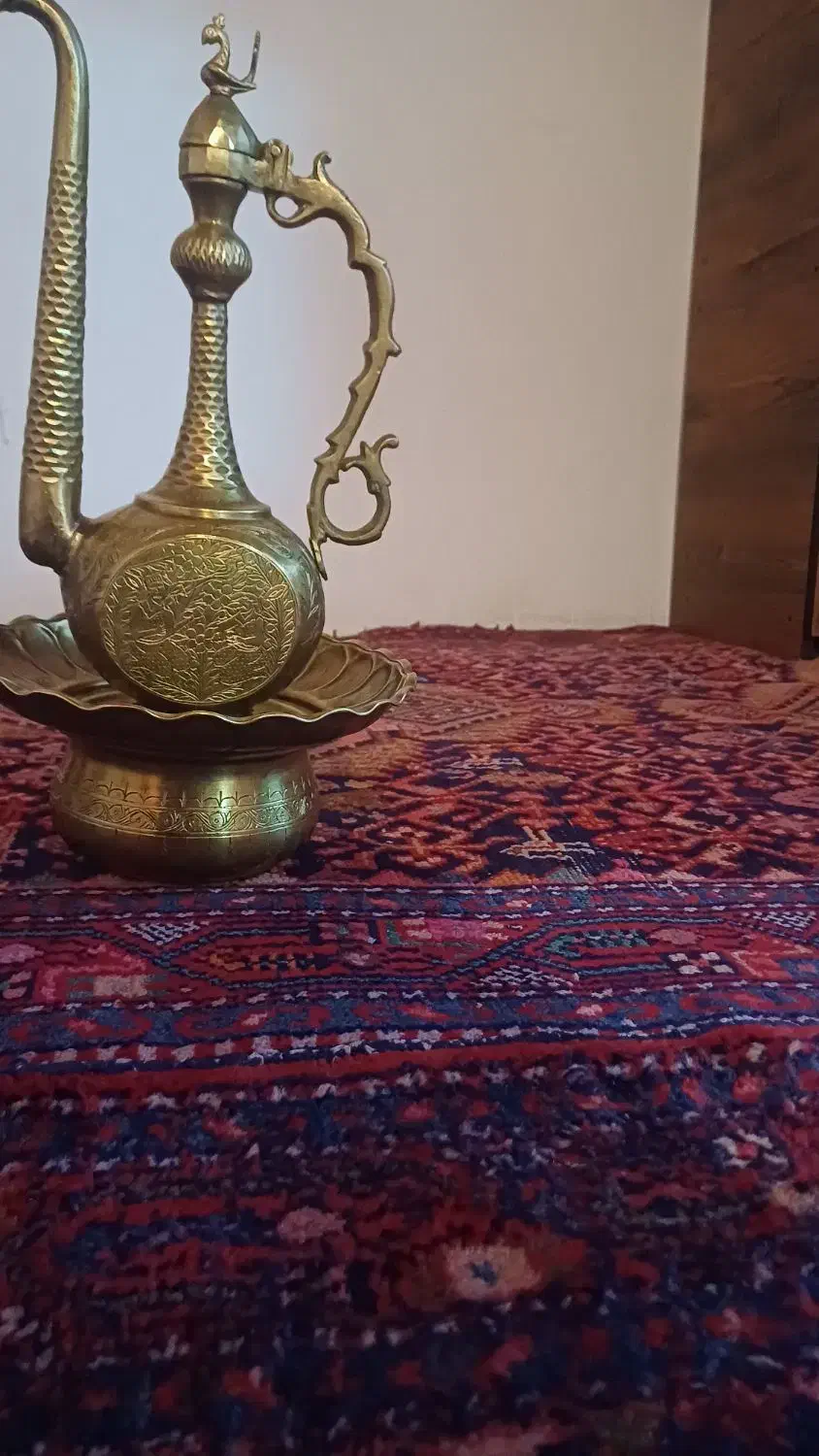 آفتابه لگن قدیمی|کلکسیون اشیاء عتیقه|بهار, |دیوار