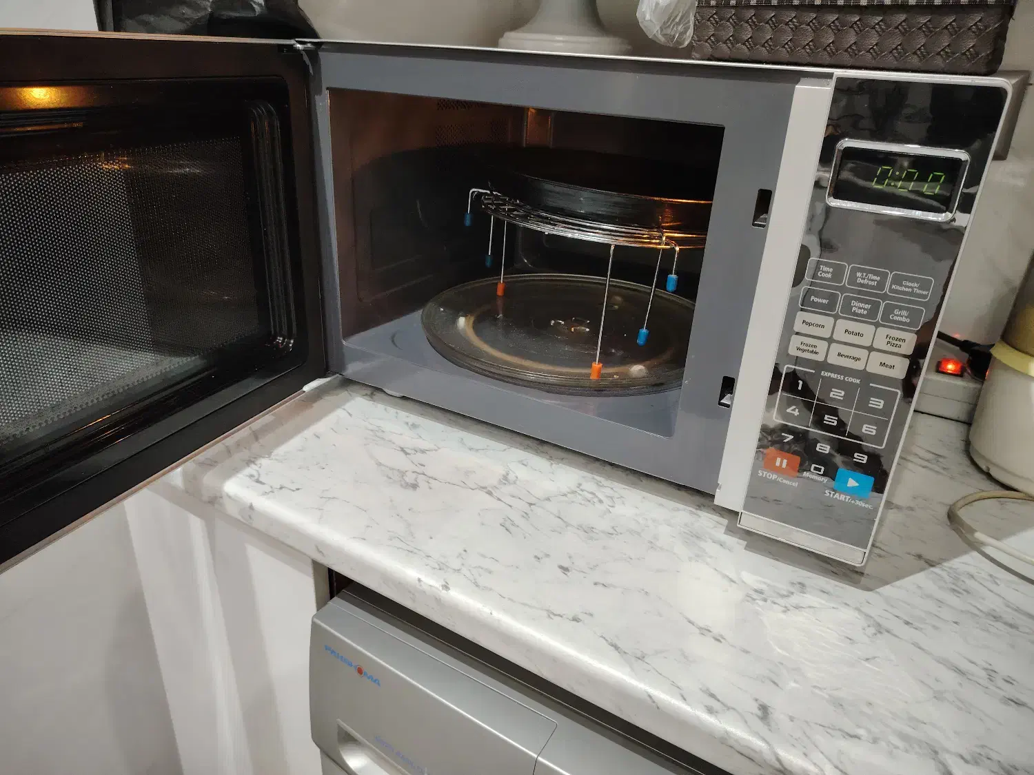 ماکروویو مدیا 30 لیتری تمام لمسی|اجاق گاز و لوازم برقی پخت‌وپز|آستارا, |دیوار