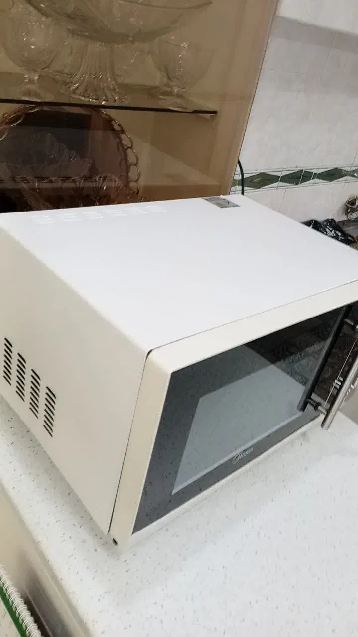 ماکروفر مدیا اصل فول آپشن 30L کاملا سالم درحدنو|اجاق گاز و لوازم برقی پختوپز|تهران, افسریه شمالی|دیوار