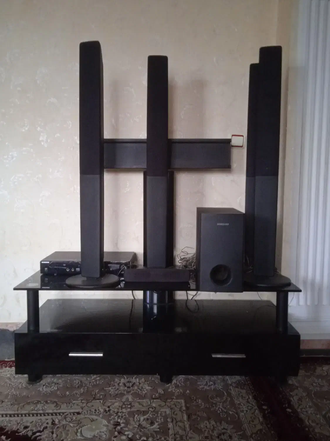 میز تلویزیون با سینما خانواده مارک سامسونگ|تلویزیون و پروژکتور|املش, |دیوار