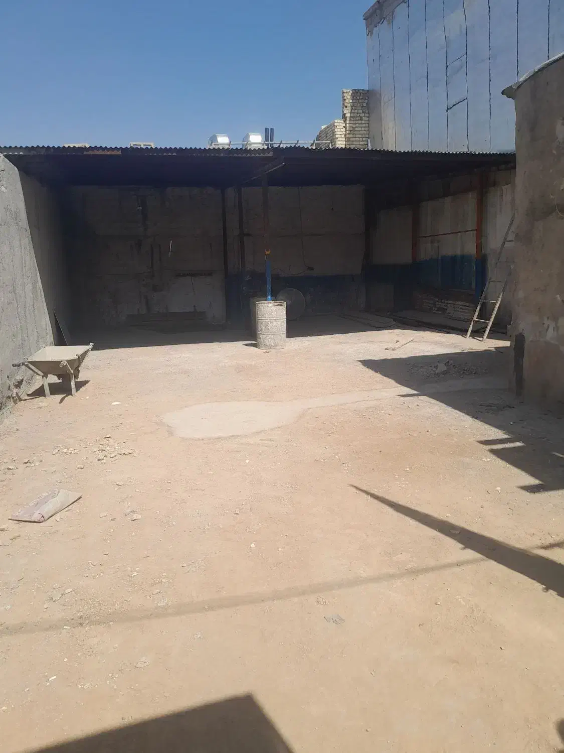 اجاره مغازه ۱۶۰ متری در دینکان|اجارهٔ مغازه و غرفه|شیراز, دینکان|دیوار