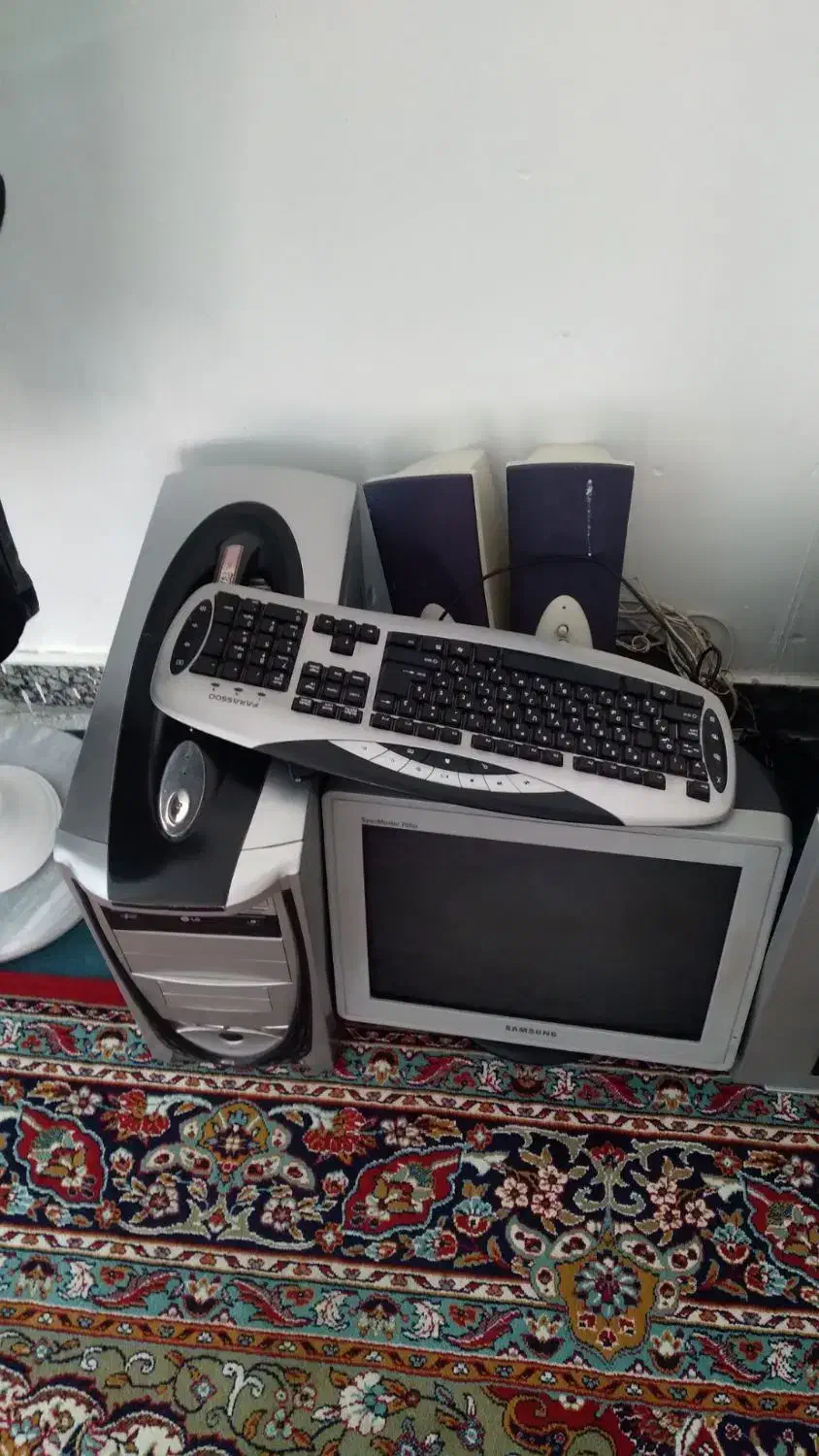 کامپیوتر|رایانه رومیزی|همدان, |دیوار