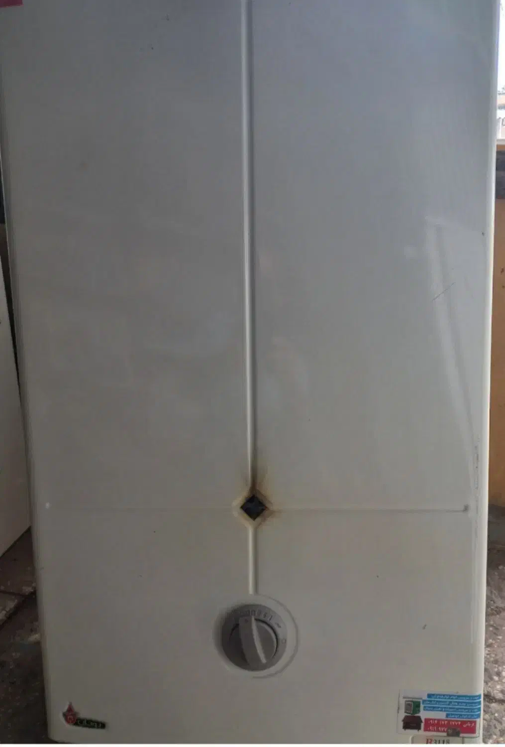 طرح تعویض وفروش و تعمیر انواع آبگرمکن دیواری|آبگرمکن، پکیج، شوفاژ|شاهرود, |دیوار