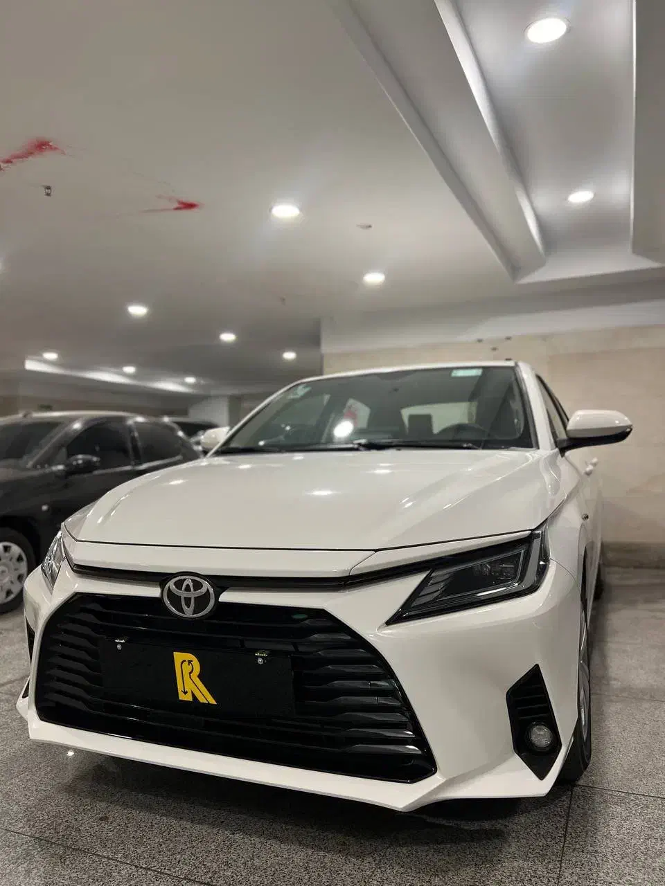 تویوتا یاریس (Toyota Yaris)|خودرو سواری و وانت|تهران, محمودیه|دیوار