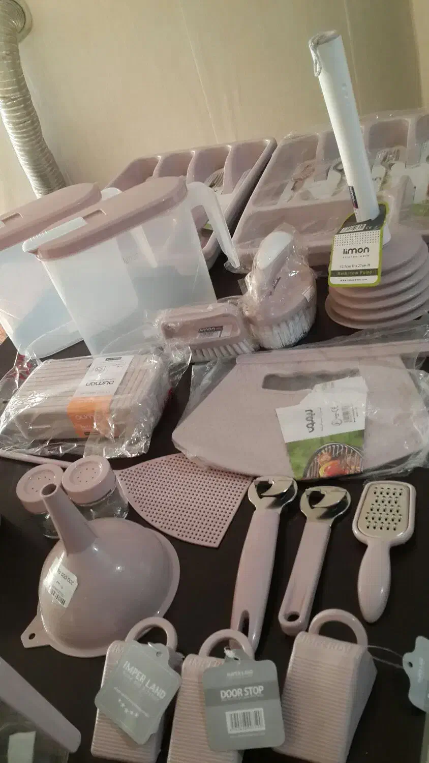 قالبهای ژله/ ظروف پلاستیکی رنگ کرپ|حراج|محمدشهر, محمدشهر|دیوار