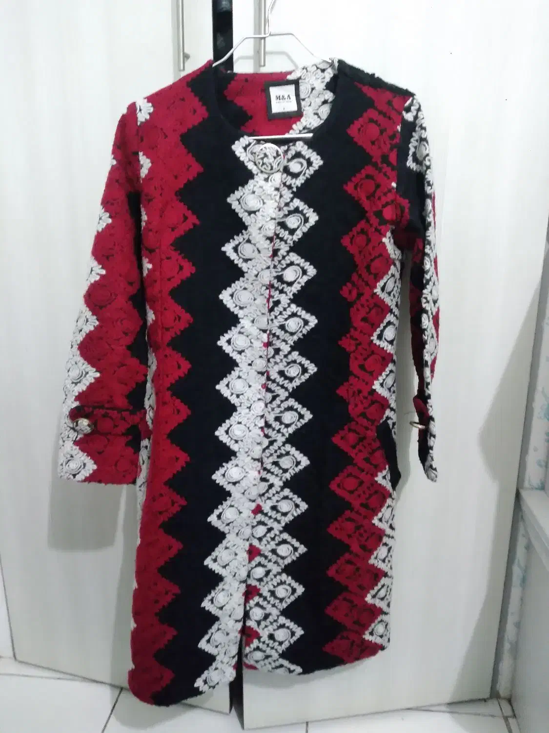 لباس فصل سرد|لباس|بومهن, |دیوار