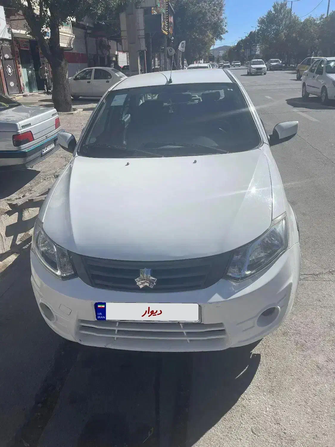 ساینا ۴۰۱|خودرو سواری و وانت|نورآباد, |دیوار