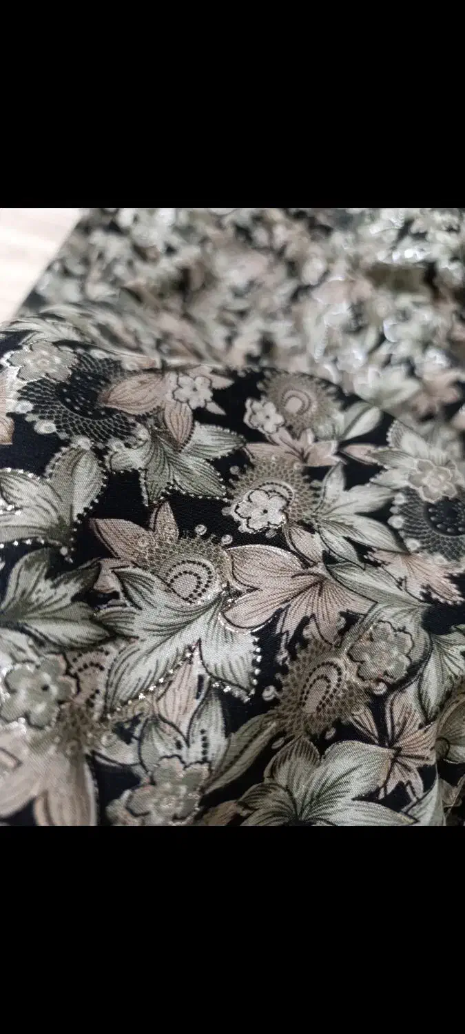 چادر رنگی|لباس|مسجد سلیمان, |دیوار