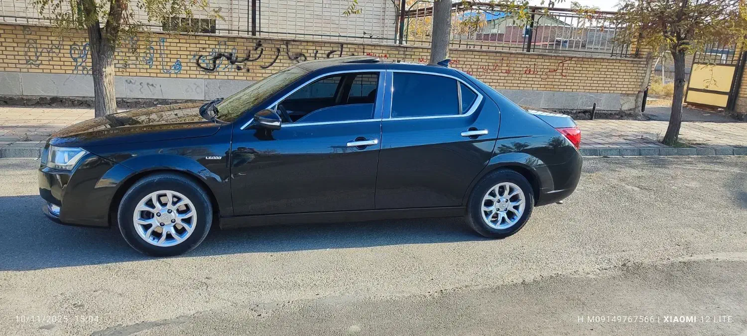 دنا پلاس  دنده بدون رنگ سانروف دار|خودرو سواری و وانت|پلدشت, |دیوار