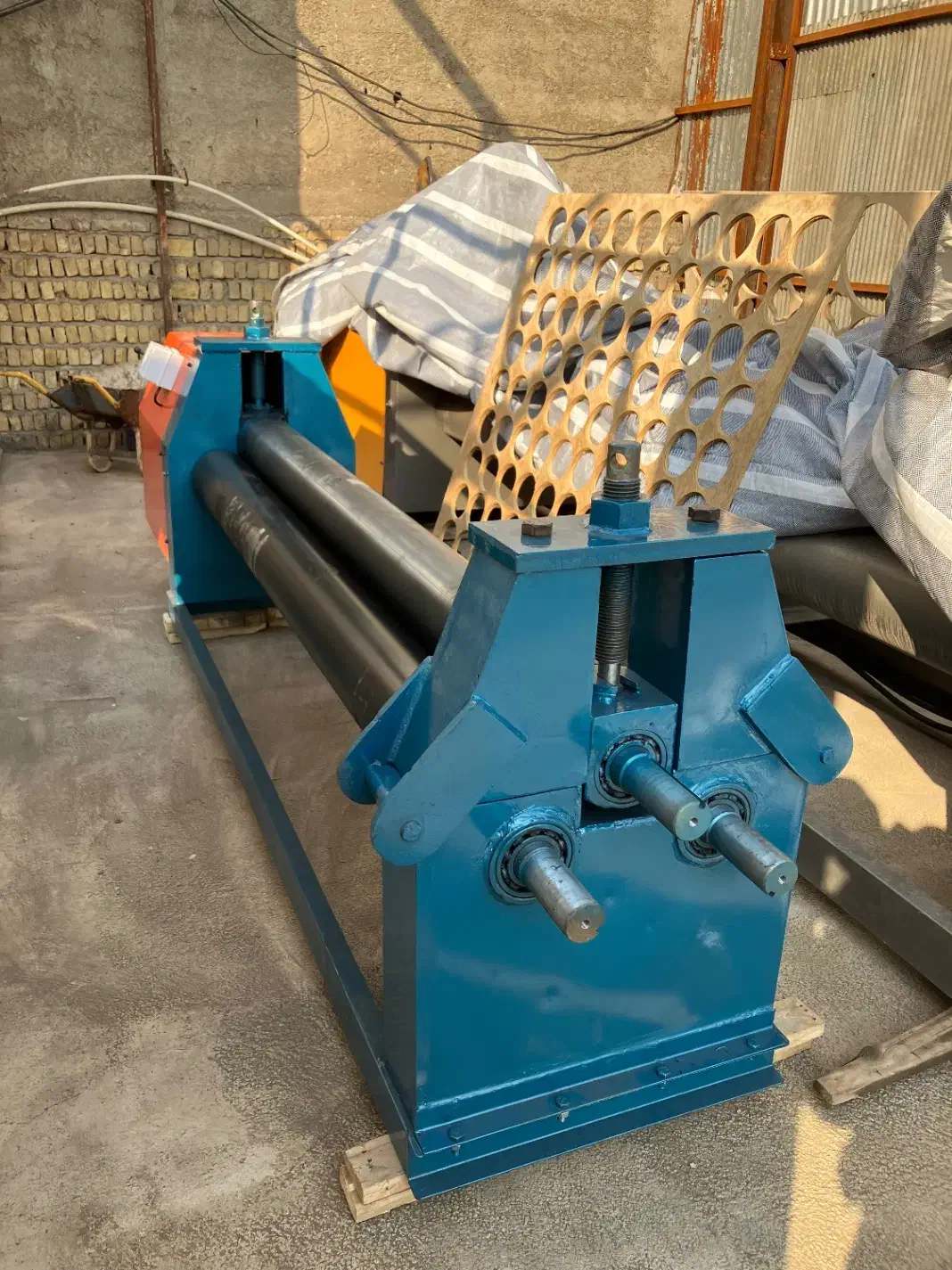 دستگاه نورد رول ورق ۶ میلیمتر|ماشین‌آلات صنعتی|تهران, ترمینال جنوب|دیوار