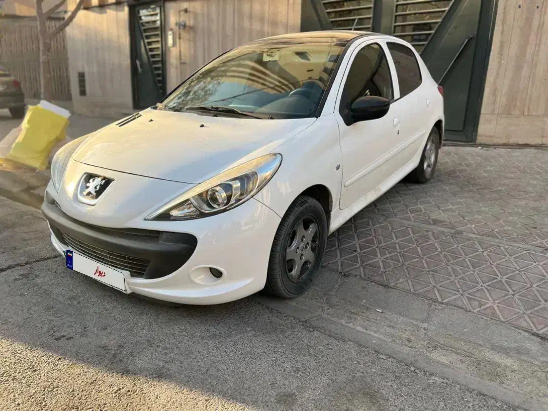 ۲۰۷ اتومات|خودرو سواری و وانت|اصفهان, پارک مشتاق|دیوار