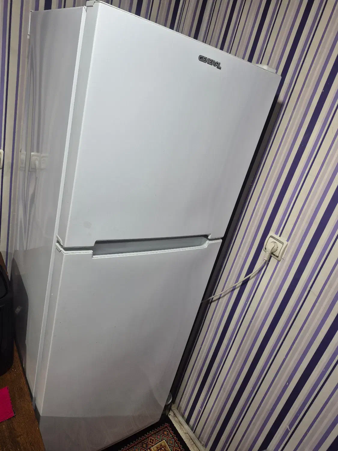 فروش تخت ، مبل ، یخچال|یخچال و فریزر|تهران, خواجه نظام الملک|دیوار