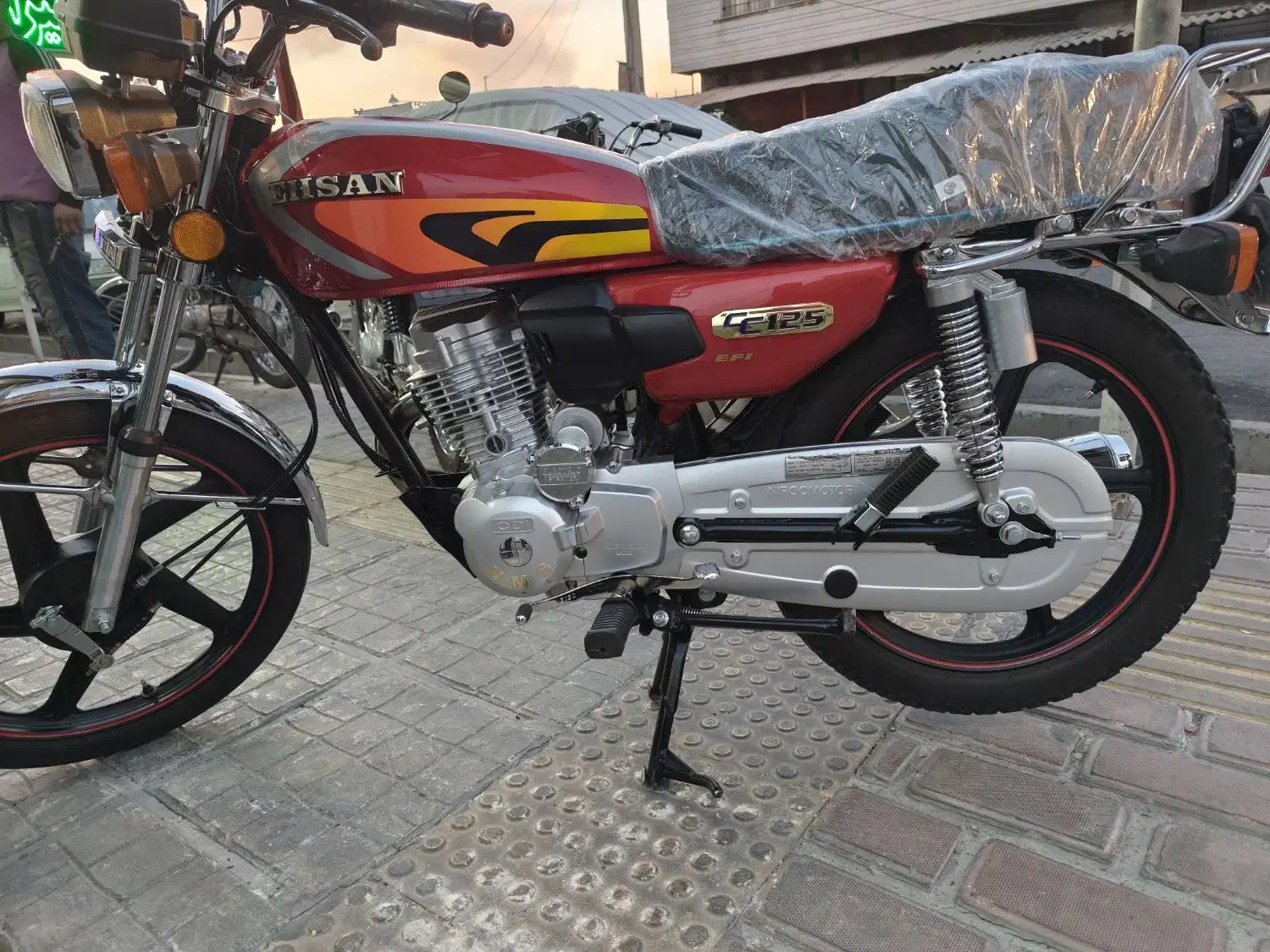 موتور سیکلت احسان 125 استارتی مدل 1403|موتورسیکلت|شیراز, شیشه‌گری|دیوار