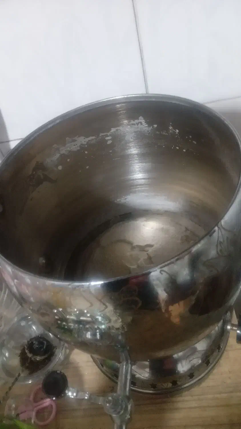 سماور زرنگار اصل ۶سال دارم خیلی استفاده نشده|سماور، چای‌ساز، قهوه‌ساز|قدس, شهر‌قدس|دیوار