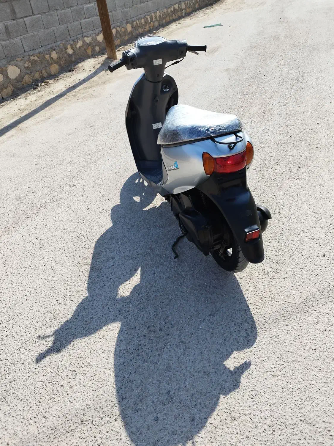 فروش فوری موتور پاکشتی رنگ فابریک|موتورسیکلت|لامرد, |دیوار