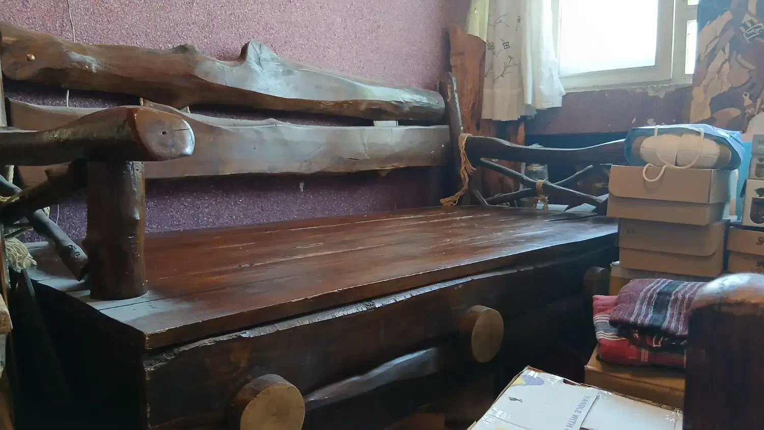 تخت چوبی سنتی|صندلی و نیمکت|تهران, زیبادشت|دیوار