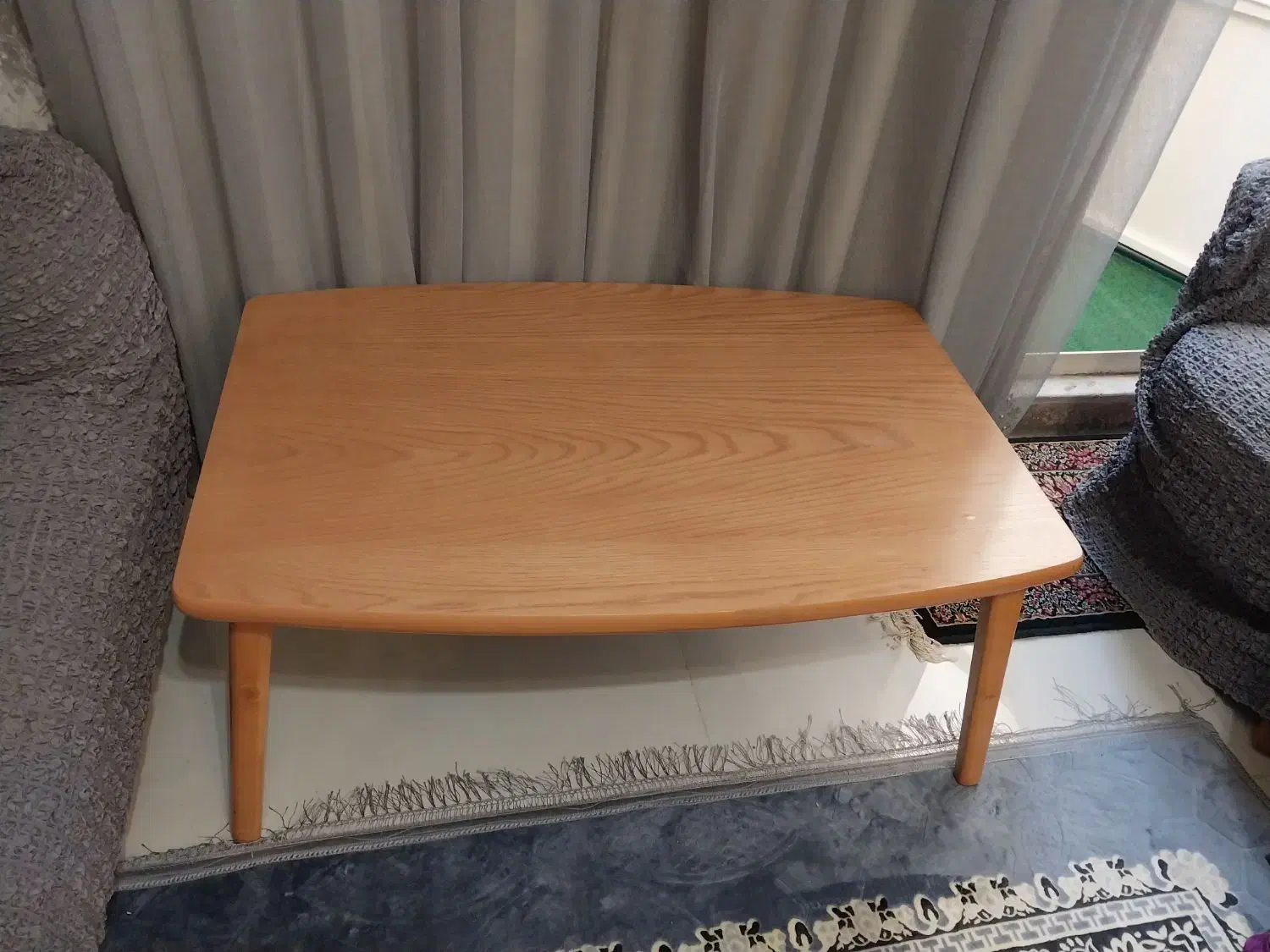 میز جلو مبلی بزرگ بدون خط و خش|مبلمان خانگی و میز عسلی|کرمان, |دیوار