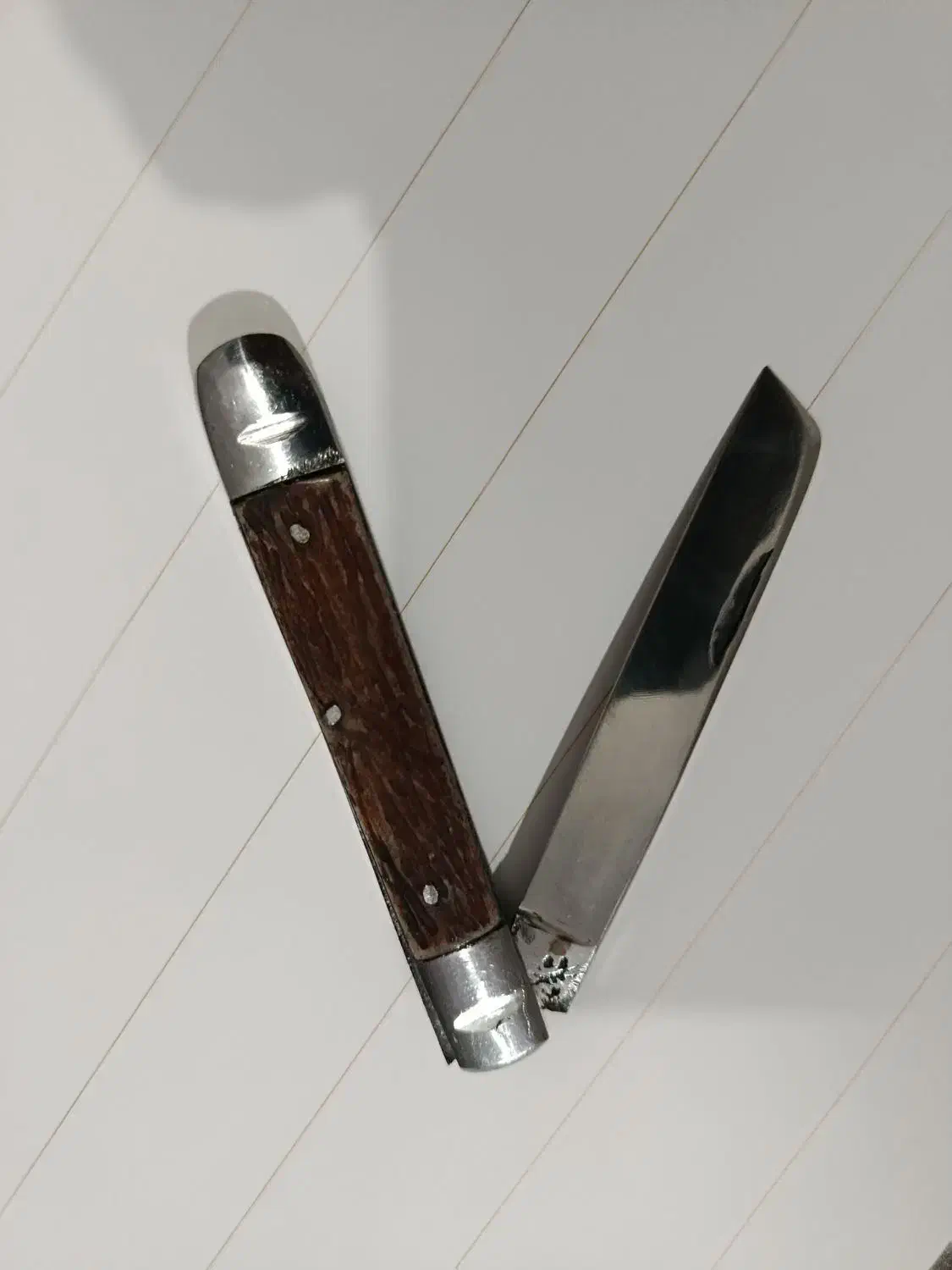 قلمتراش|کلکسیون اشیاء عتیقه|جهرم, |دیوار