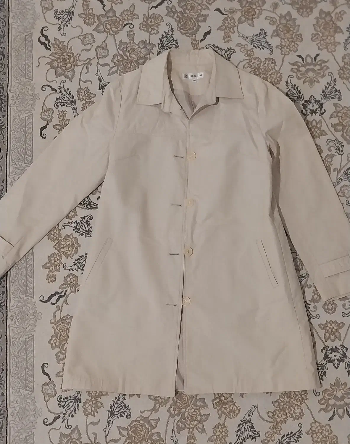 بارانی آستر دار در حد نو|لباس|سهند, |دیوار