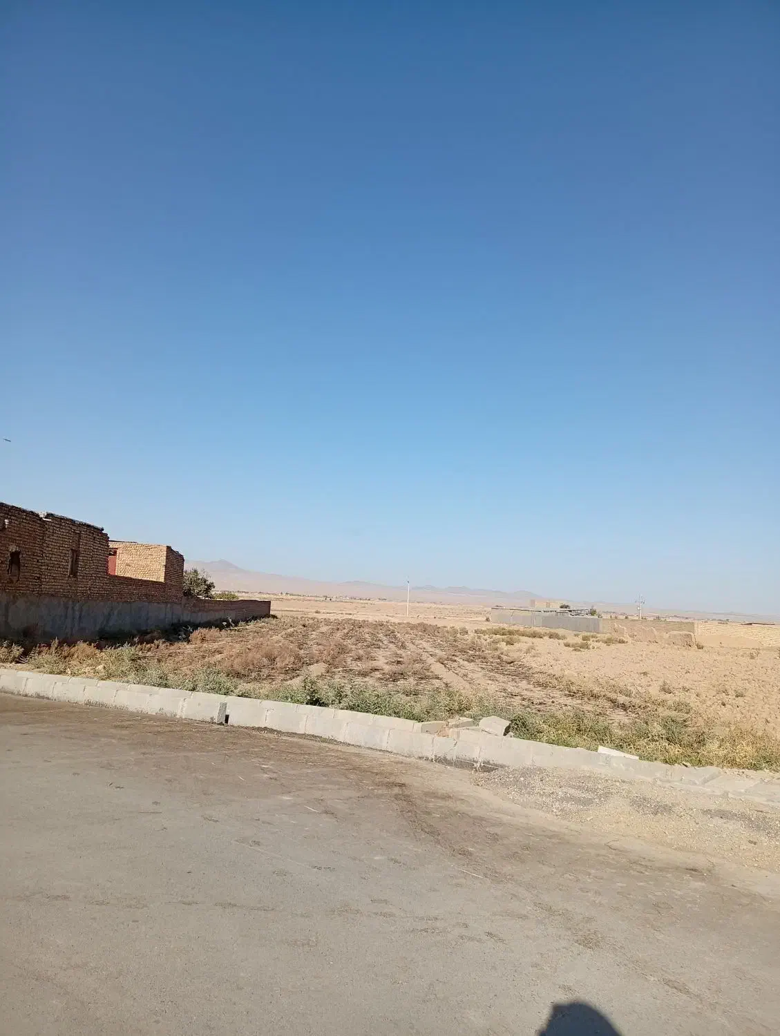 40 هکتار زمین سنددار  با 10ساعت آب  گردش هشت روزه|فروش زمین و ملک کلنگی|زاویه, |دیوار