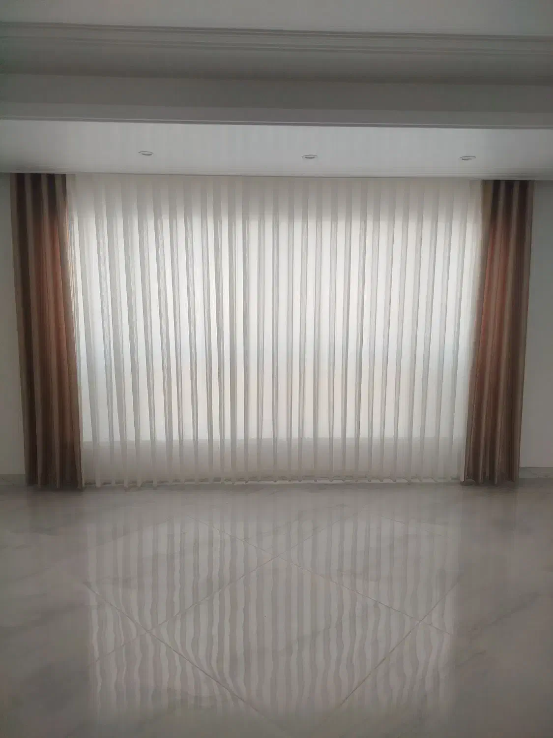 نصب انواع پرده و شستوشو و پرده زبرا موجود است|خدمات پیشه و مهارت|ساوه, |دیوار