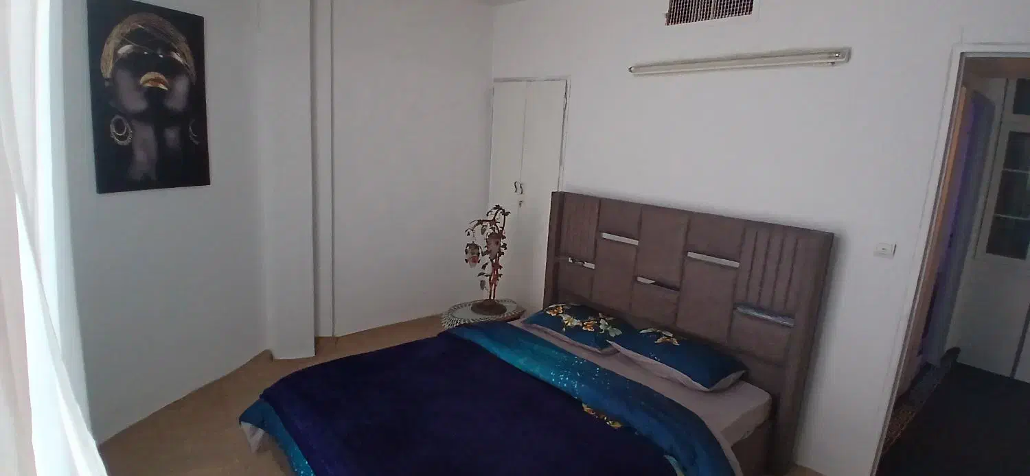 آپارتمان مبله|اجارهٔ کوتاه‌مدت آپارتمان و سوئیت|شیراز, ریشمک|دیوار