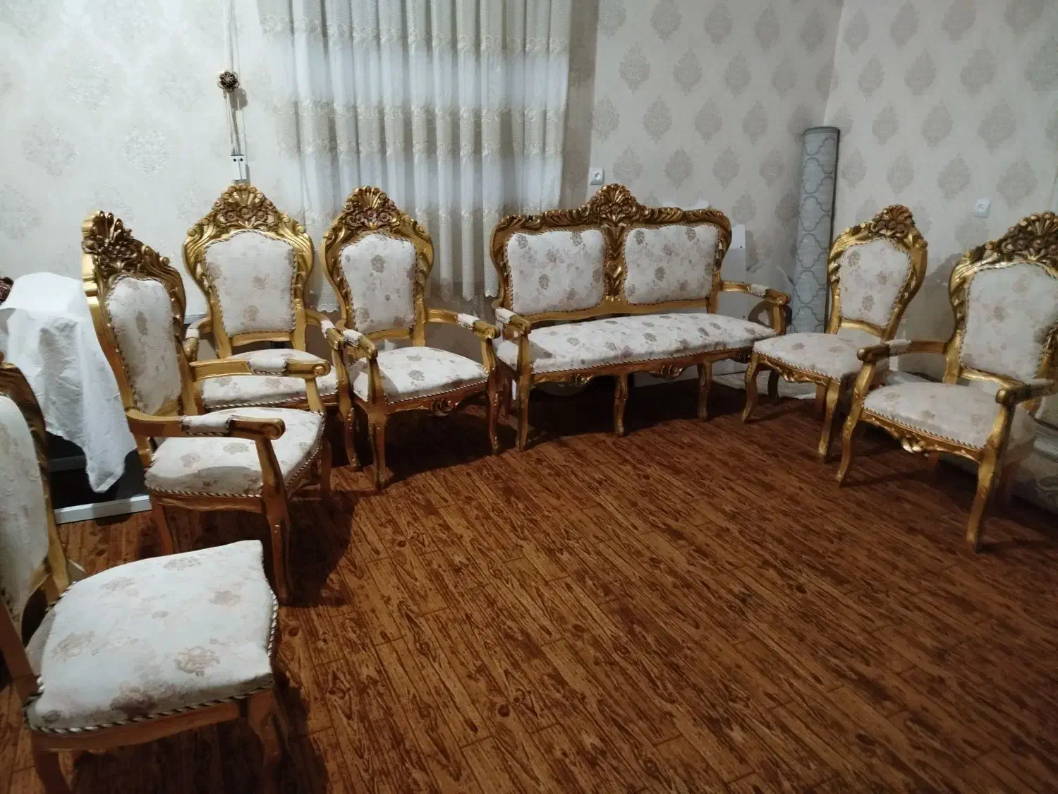 مبلمان سلطنتی ۹نفره|مبلمان خانگی و میز عسلی|فارسان, |دیوار