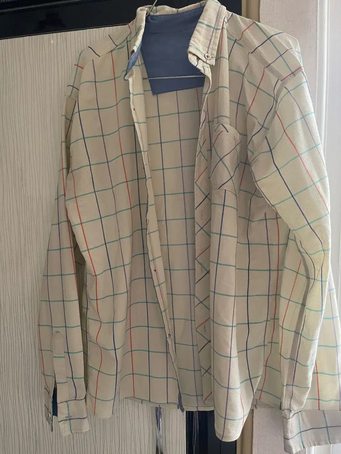 پیراهن مردانه|لباس|تبریز, |دیوار