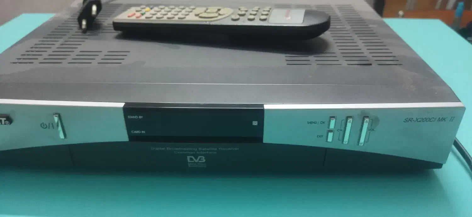 گیرنده دیجیتال|صوتی و تصویری|شاهین‌شهر, عطار|دیوار