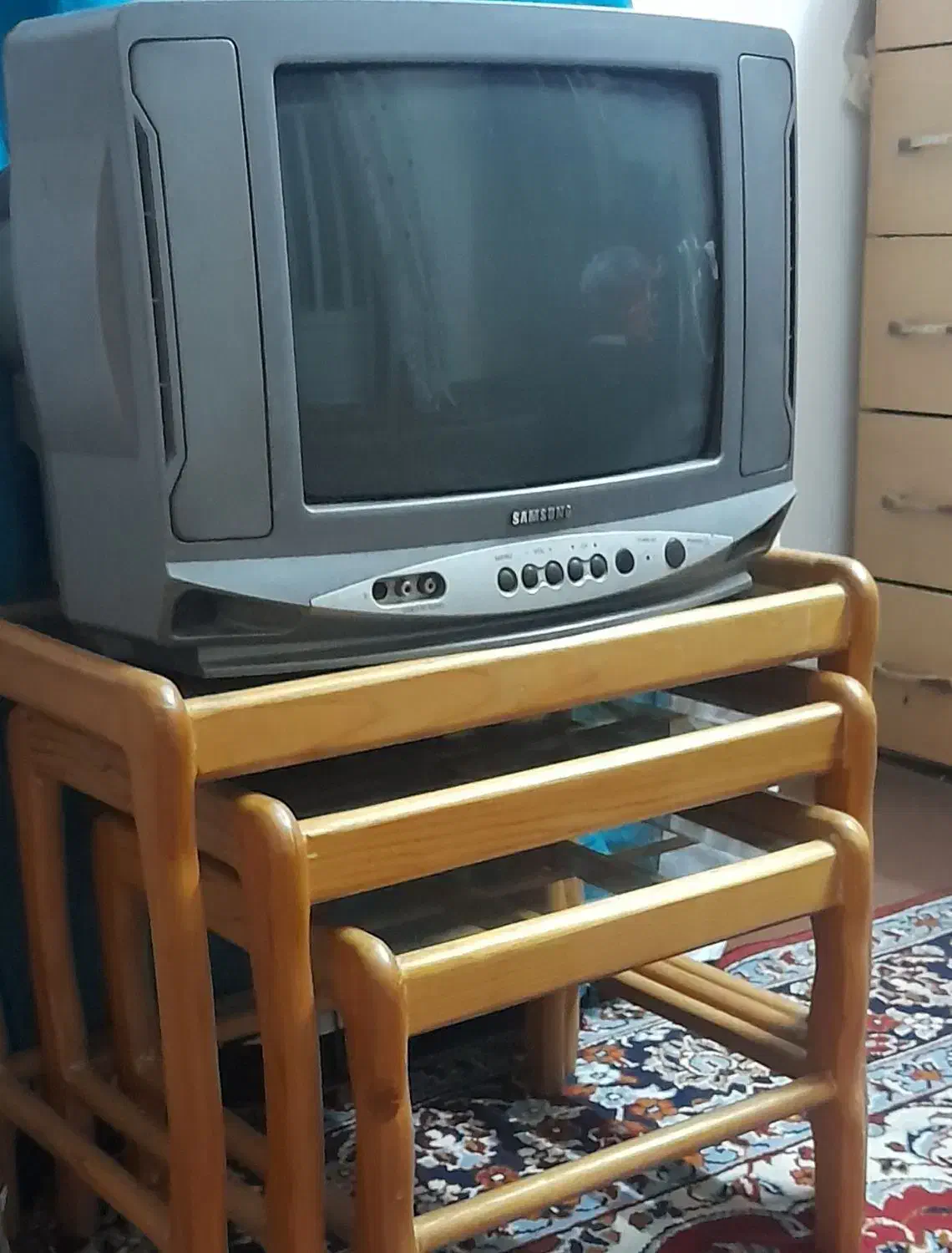 تلویزیون رنگی قدیمی ۱۴ رنگی|تلویزیون و پروژکتور|گرگان, |دیوار