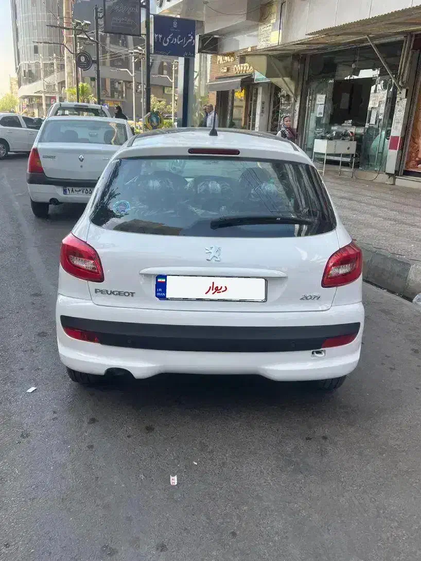 207خشک|خودرو سواری و وانت|قزوین, |دیوار