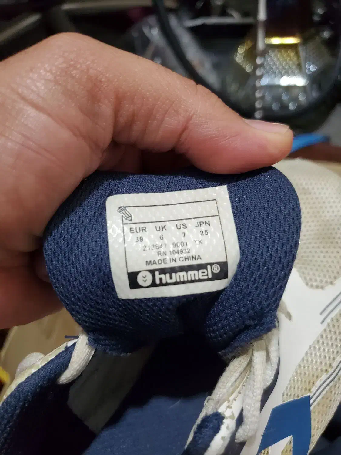 کفش فوتسال هومل|کیف، کفش، کمربند|سلماس, |دیوار