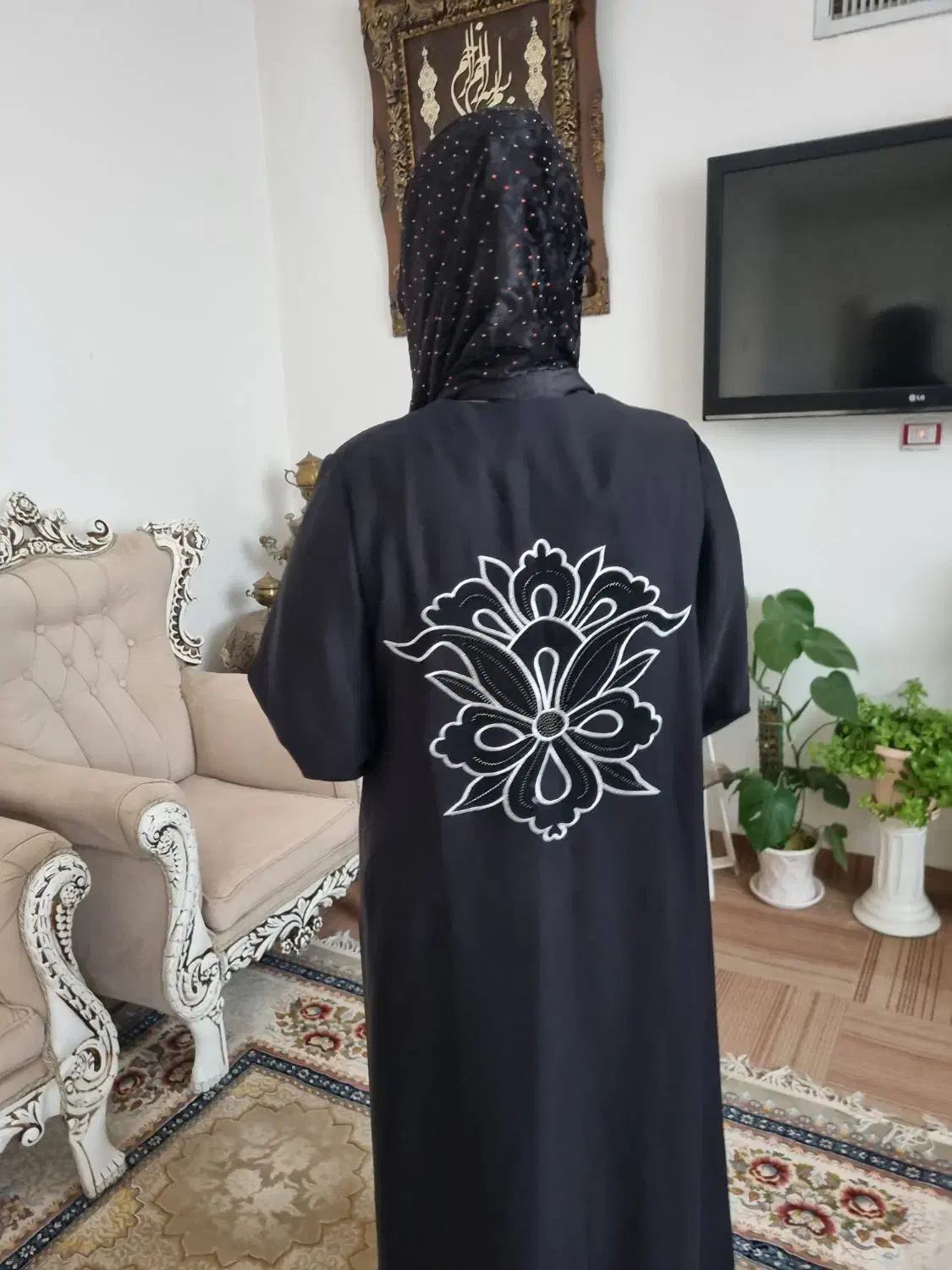 مانتو کاملا نو|لباس|تهران, خواجه نظام الملک|دیوار