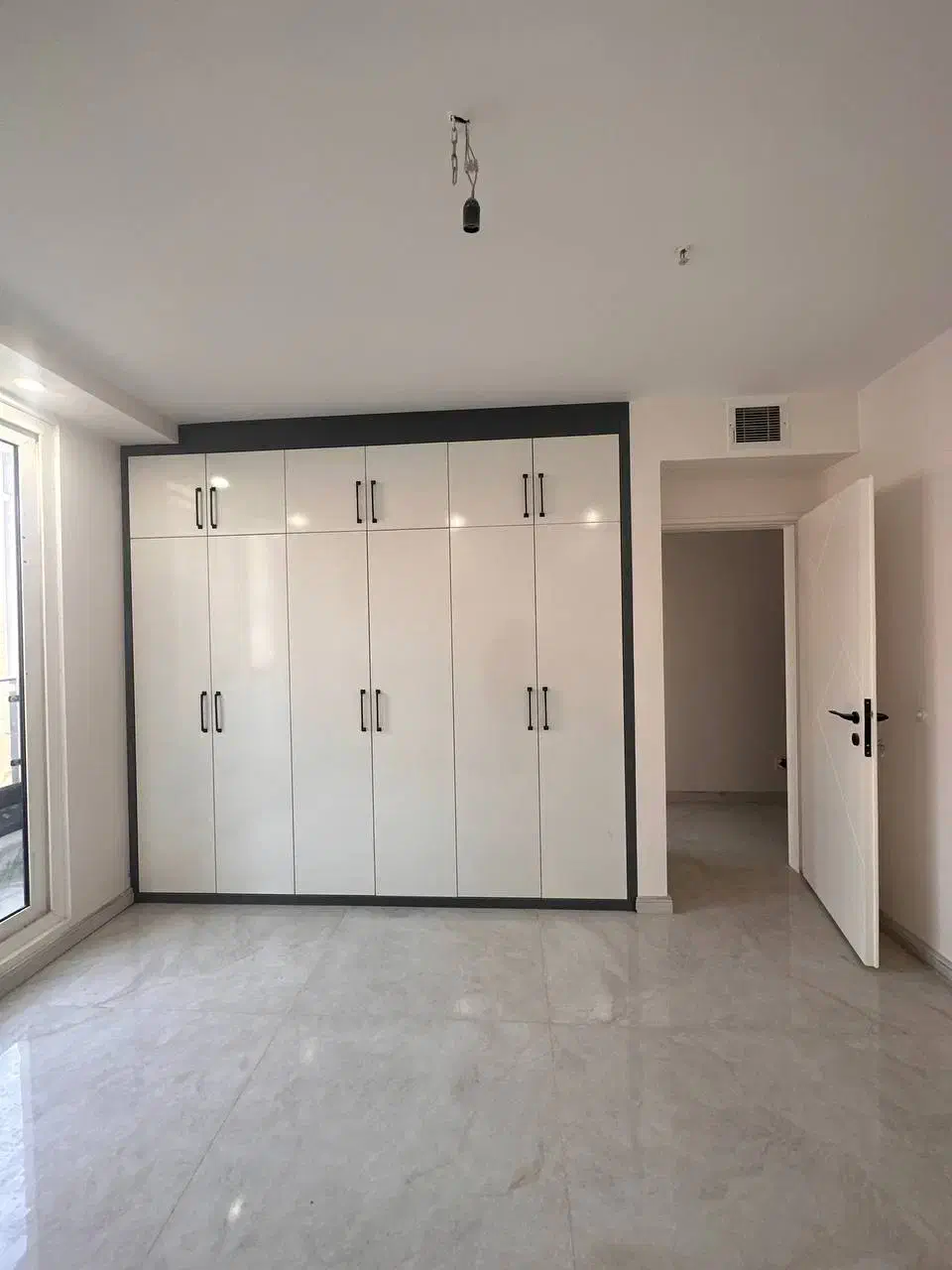 اجاره ۱۵۰ متری ۳ خواب/جنوبی بدون مشرف/ برج برند