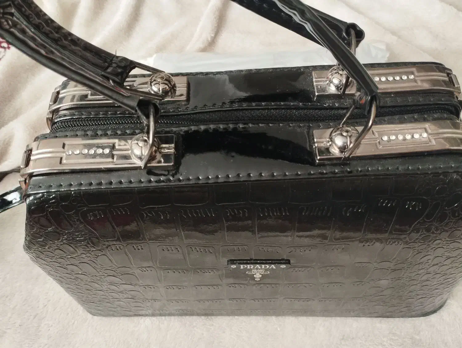 کیف مجلسی|کیف، کفش، کمربند|بروجرد, |دیوار