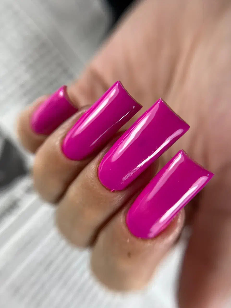 کاشت ناخن|خدمات آرایشگری و زیبایی|رشت, گلباغ نماز|دیوار