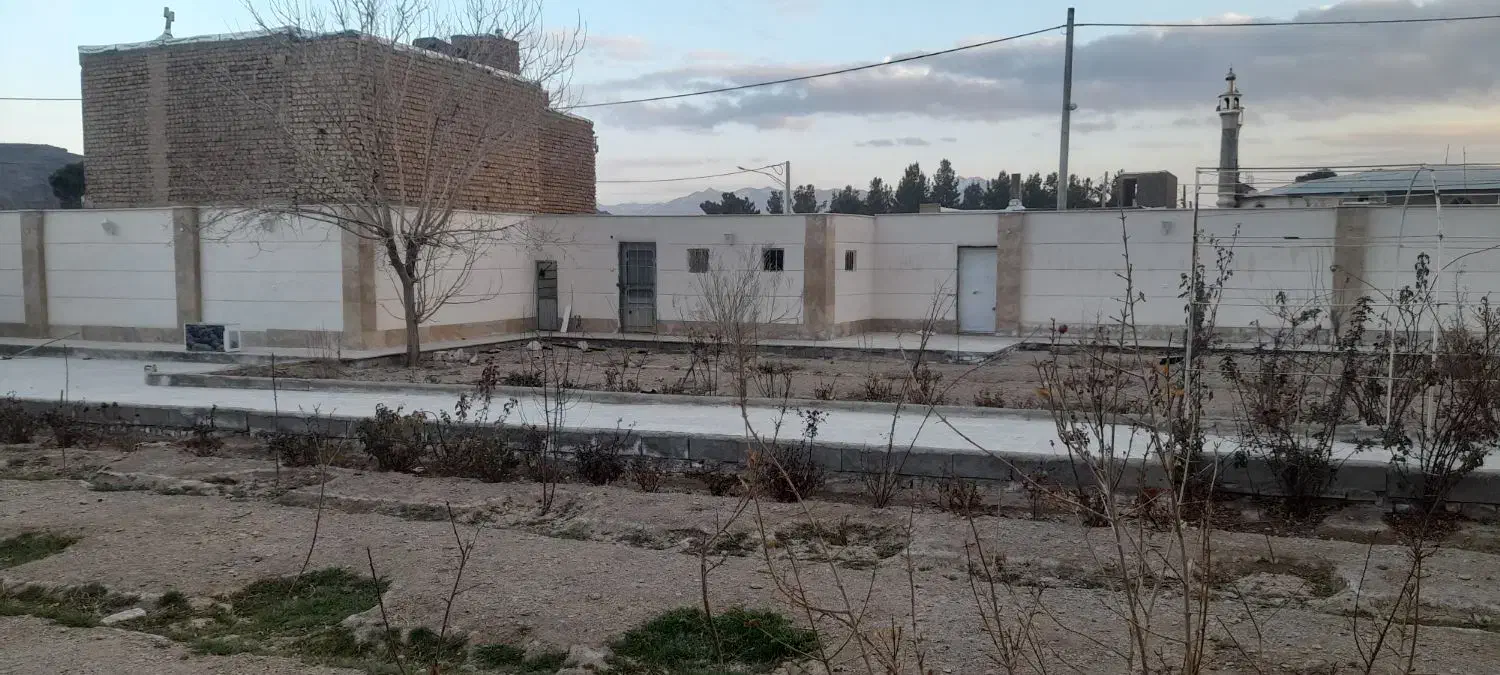 ۲۳۰۰مترباغ ویلایی|فروش خانه و ویلا|نطنز, |دیوار