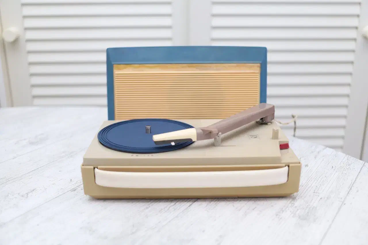 گرام گرامافون آنتیک فیلیپس Philips AG4000 آلمان|کلکسیون اشیاء عتیقه|تهران, جمال‌زاده|دیوار