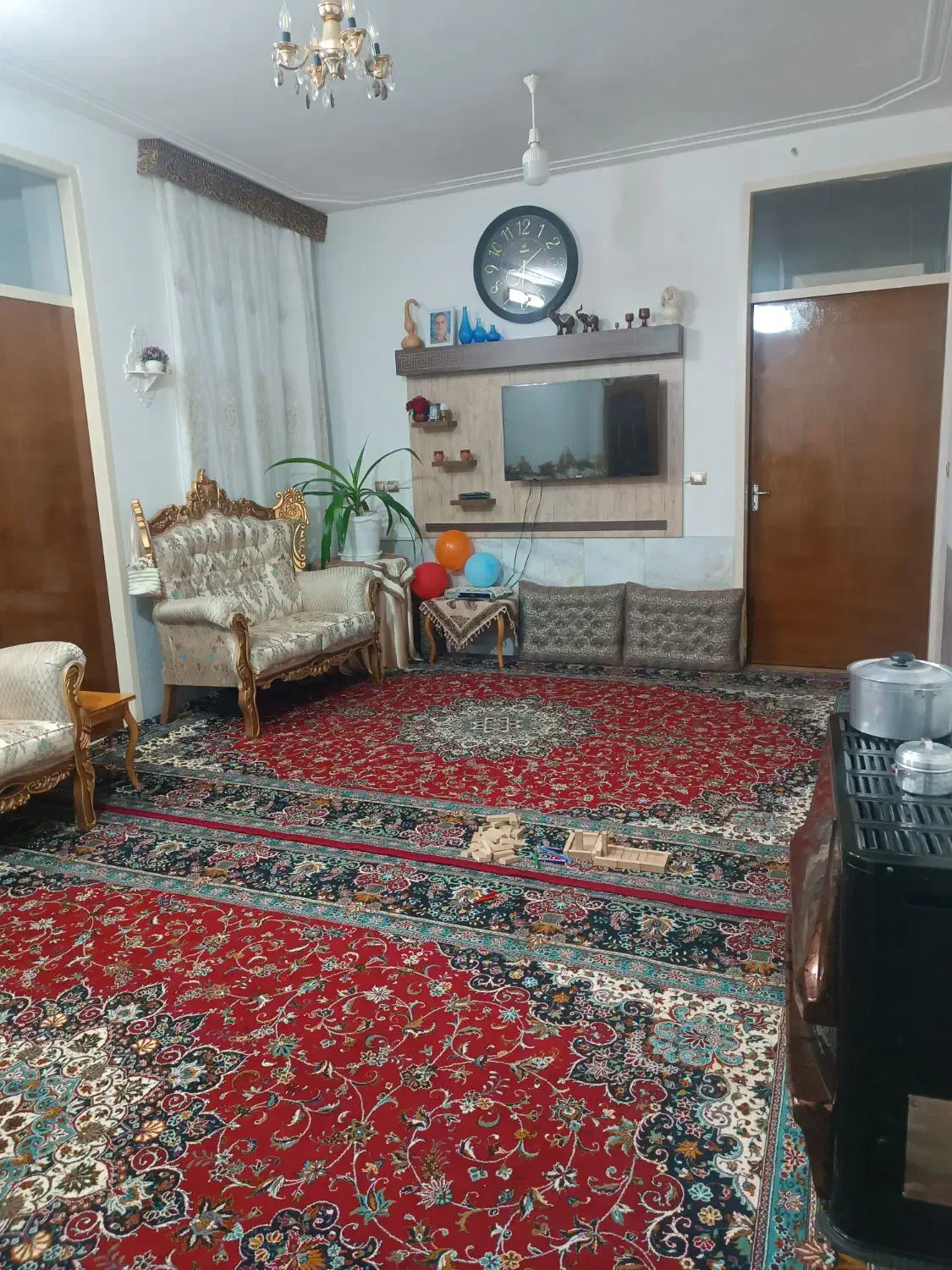 منزل ویلایی دونبش ادریس آباد|فروش خانه و ویلا|آباده, |دیوار