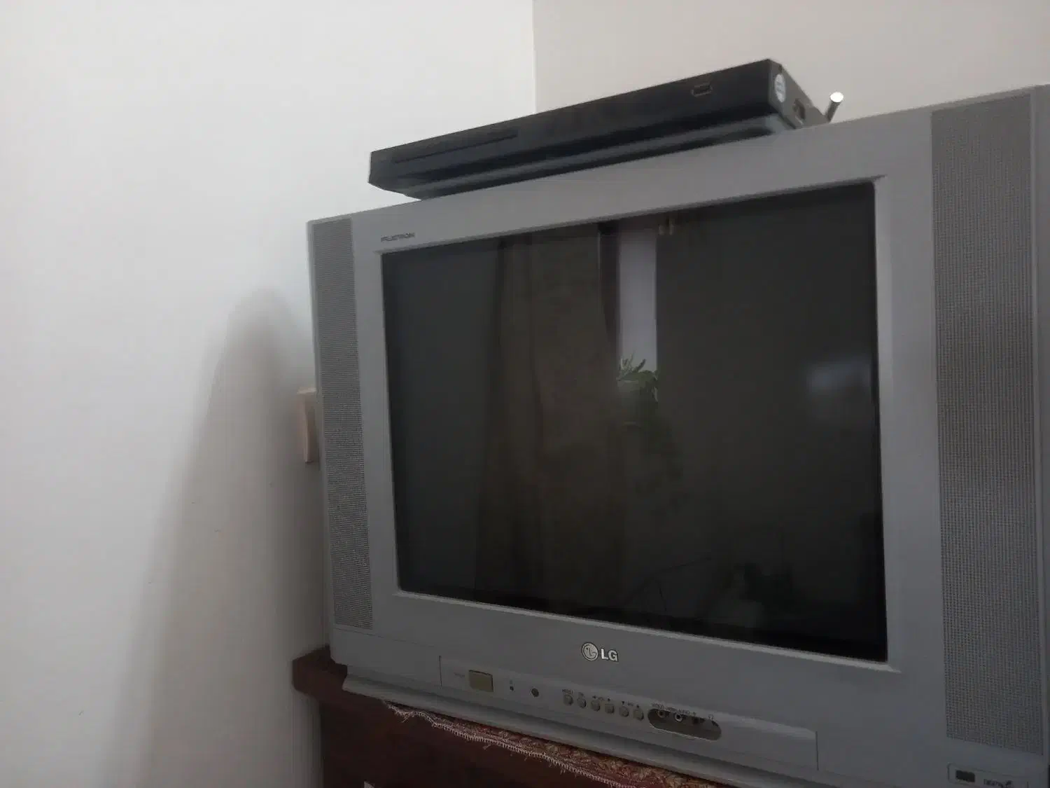 تلویزیون با دی وی دی|تلویزیون و پروژکتور|آق قلا, |دیوار