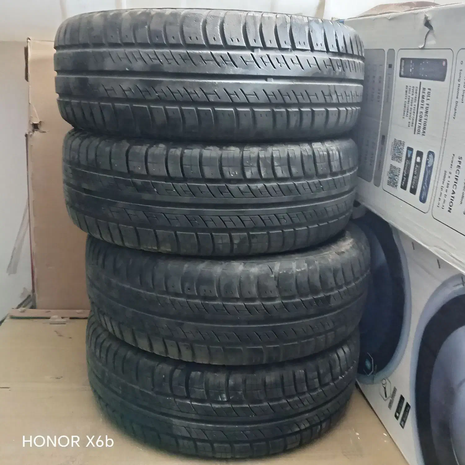 لاستیک کوئیک|قطعات یدکی و لوازم جانبی|گلبهار, شهر جدید گلبهار|دیوار