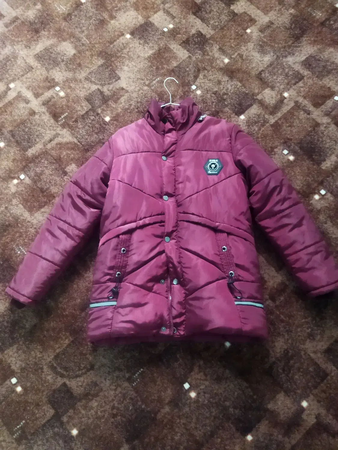 کاپشن نو|لباس|شازند, |دیوار