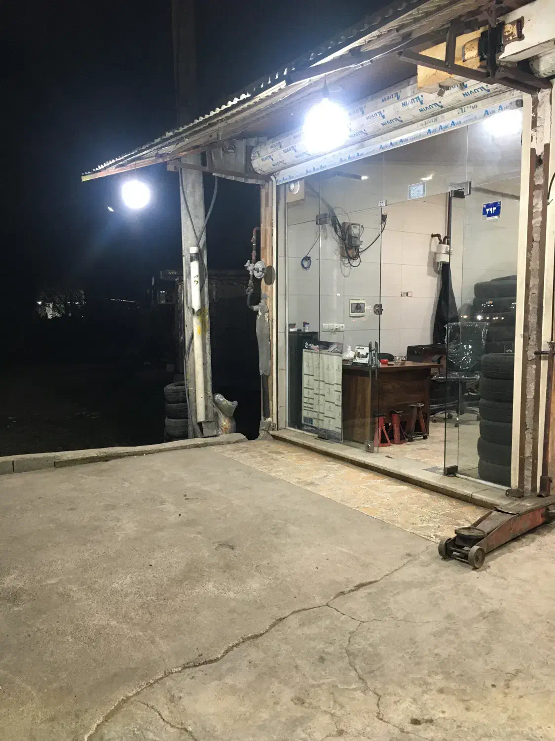 اجاره مغازه|اجارهٔ مغازه و غرفه|لاهیجان, بازکیاگوراب|دیوار