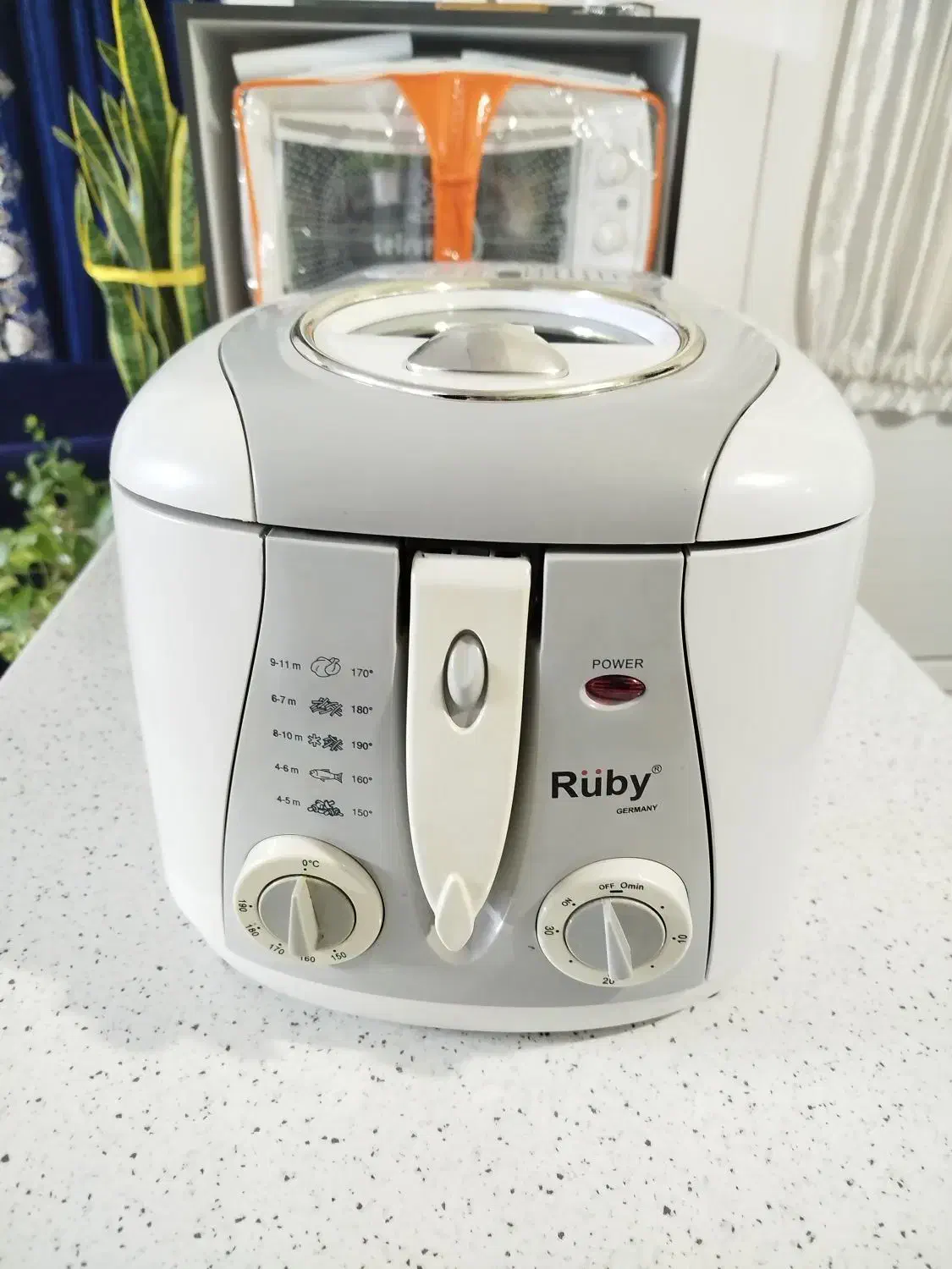 سرخ کن Rubyنوو|اجاق گاز و لوازم برقی پخت‌وپز|پرند, فاز ۴|دیوار