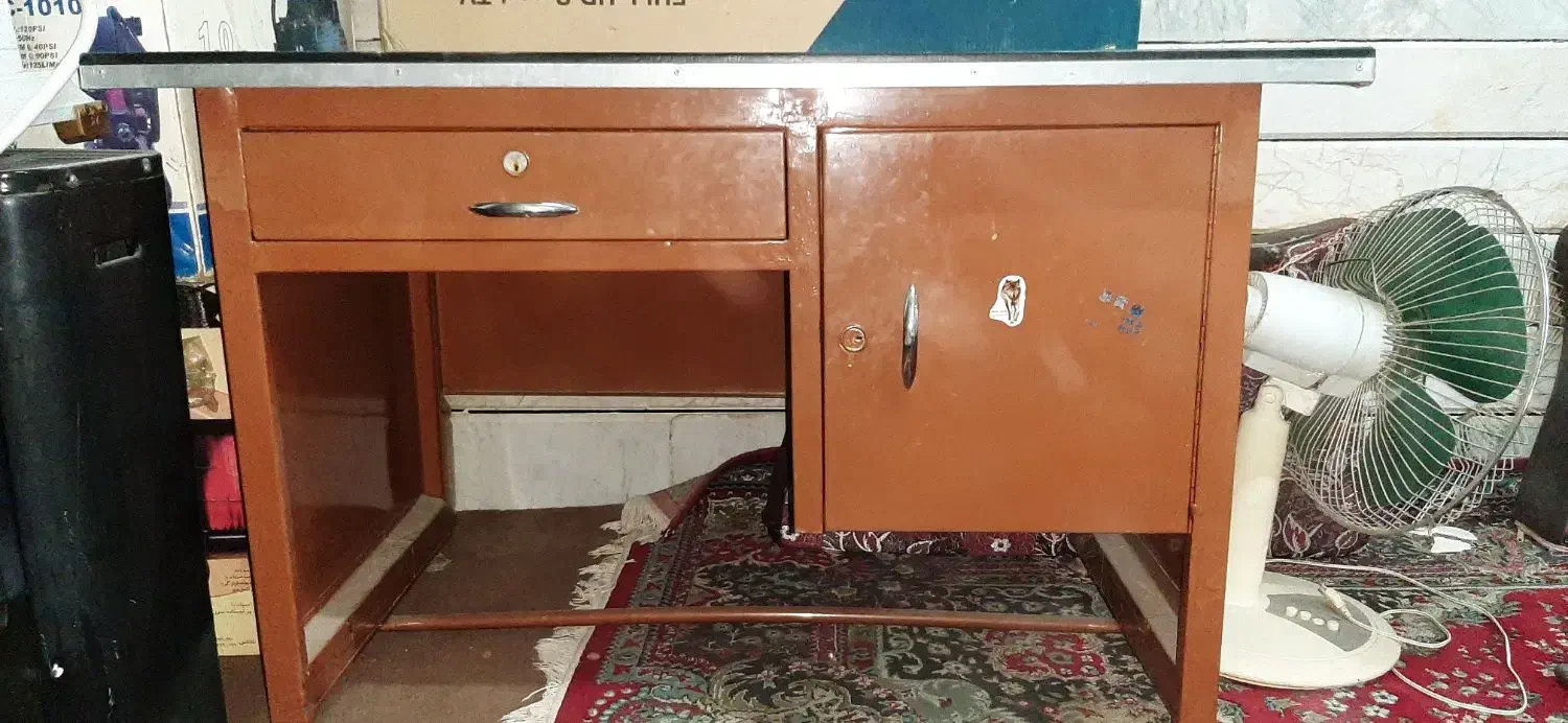 میزکارفلزی درحدنو|دفتر کار|نجف‌آباد, یزدانشهر|دیوار